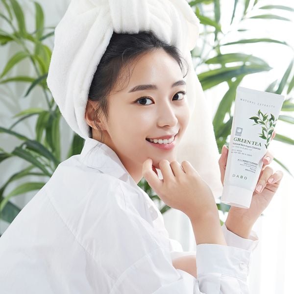 DABO Green Tea Natural Rich Foam Cleanser